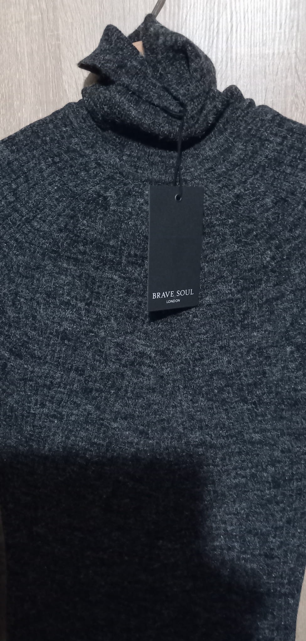 Damski sweter z golfem - obrazek 2
